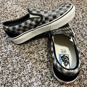 Size 8/6.5 new vans!